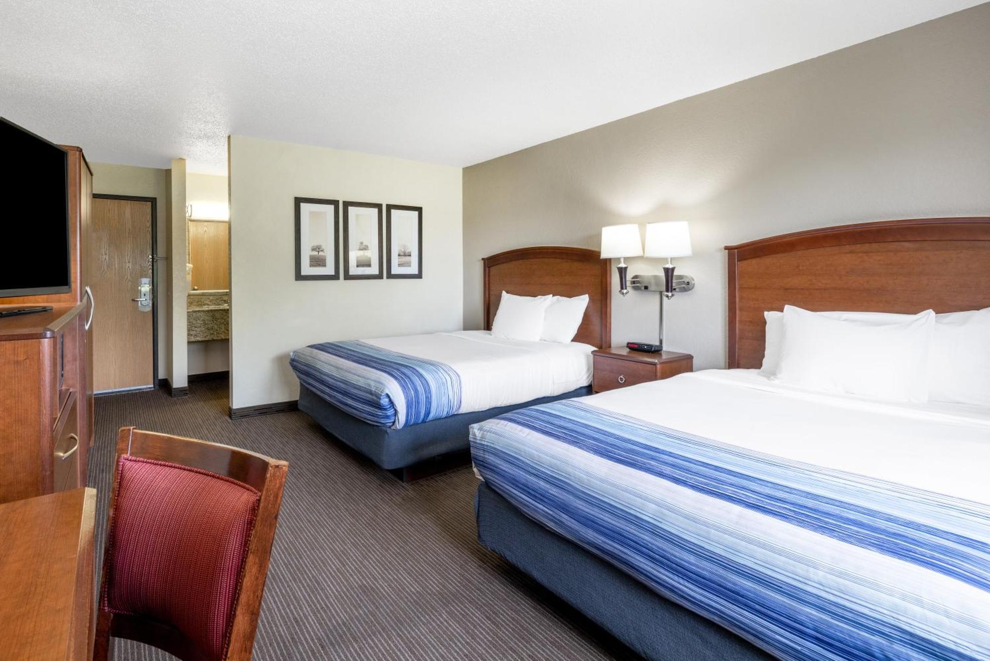 Americinn By Wyndham Dickinson Room photo