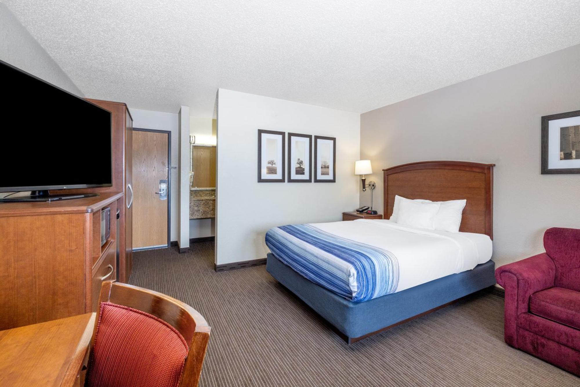 Americinn By Wyndham Dickinson Room photo